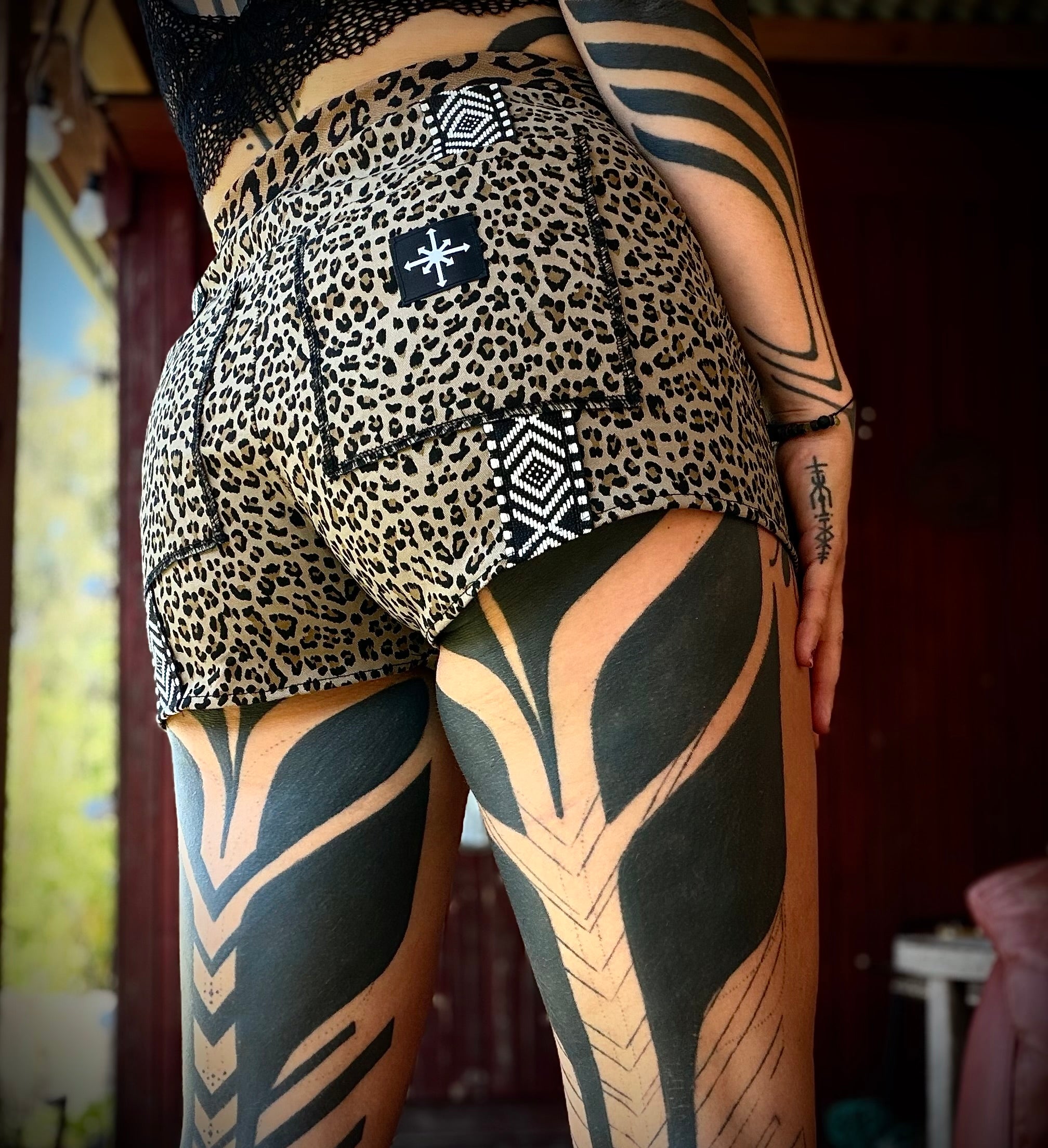 Leo Hot pants