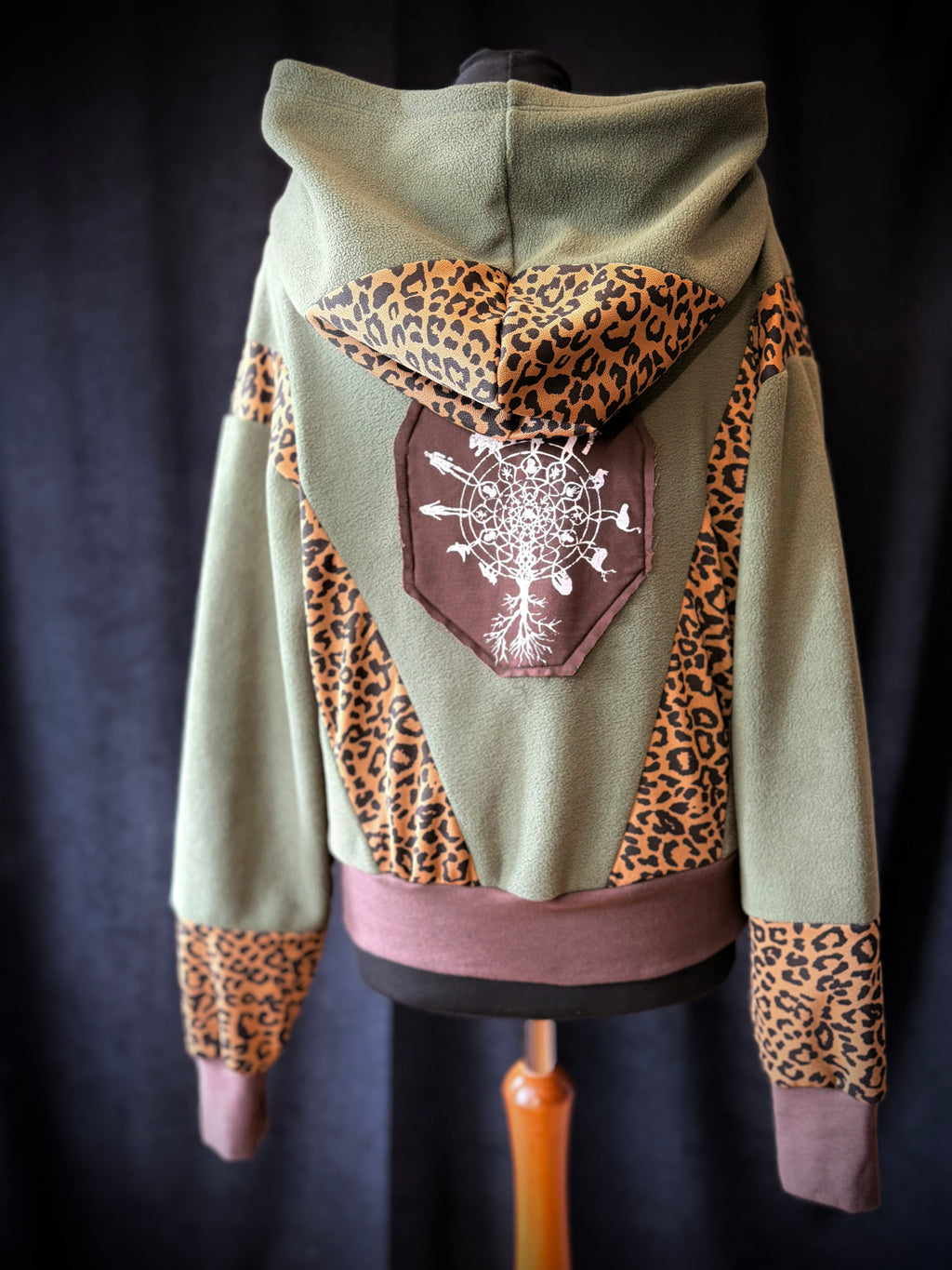 Earth Hoodie Fleece Olive