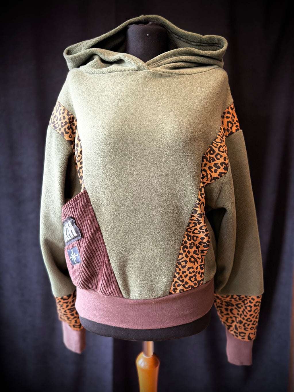 Earth Hoodie Fleece Olive