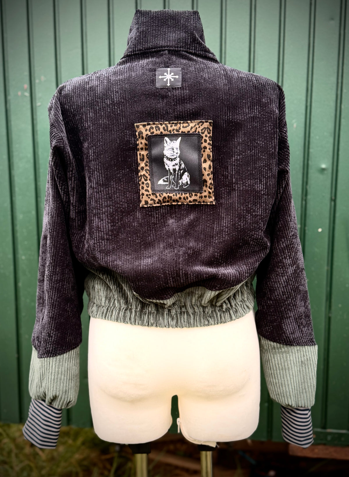 MTO- Sommer Leo crop Cord Jacke * black* choose your patch