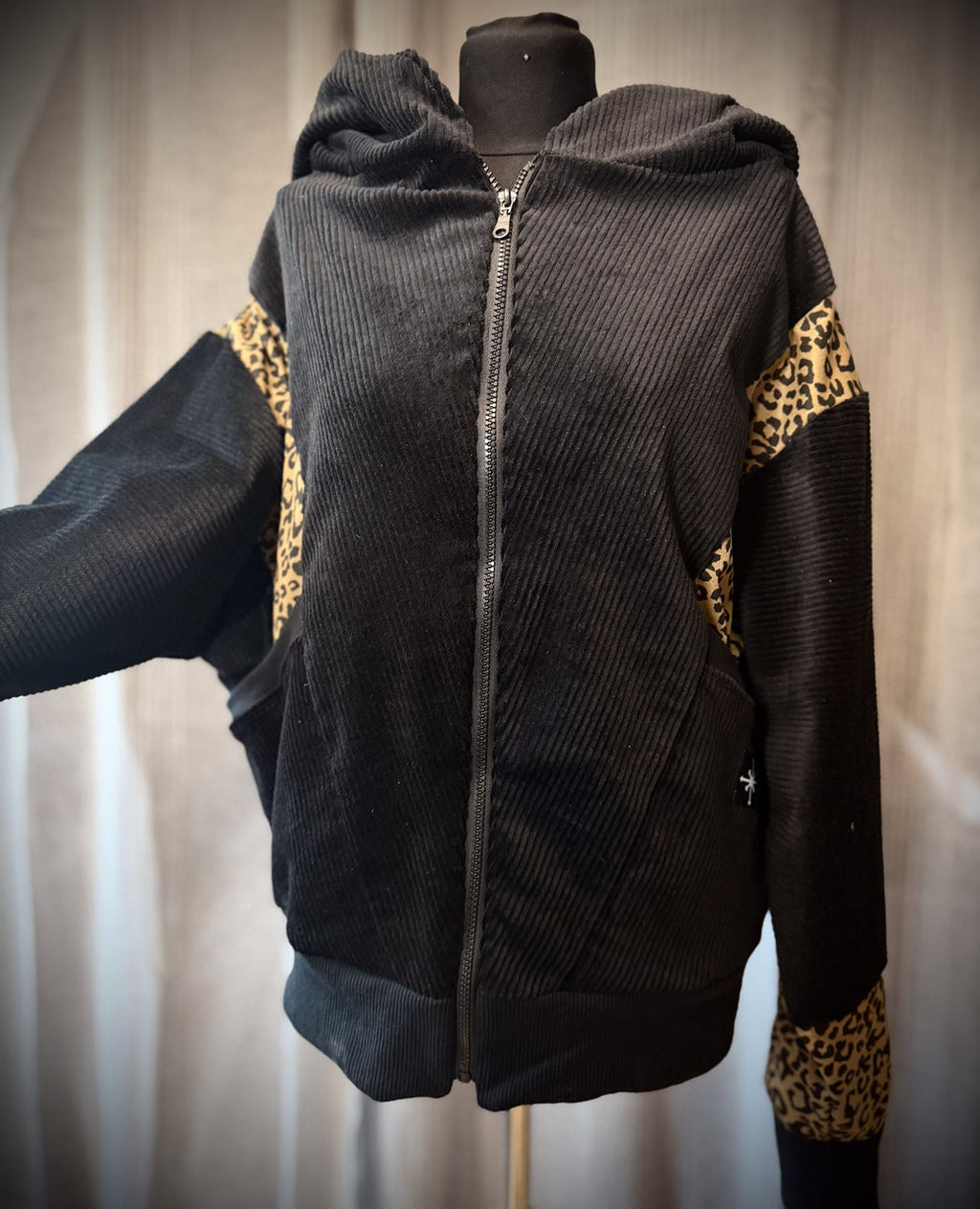 Cordjacke Schwarz Leo