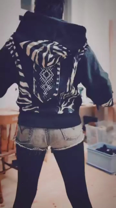 Oversize Jacke Zebra
